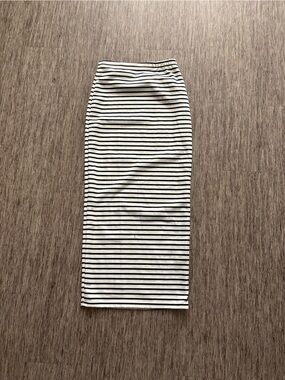 SHEIN Black and White Striped Midi Pencil Skirt
